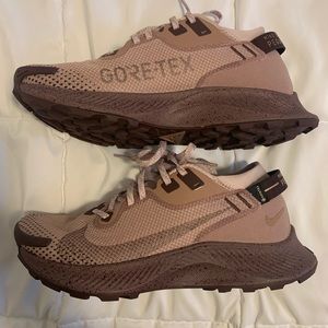 Nike Pegasus Trail 2 GORE-TEX / W8 / Smokey Mauve